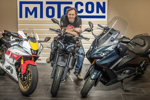 Schön, schnell und praktisch - 3 neue Yamahas bei der MotoCon 2022!