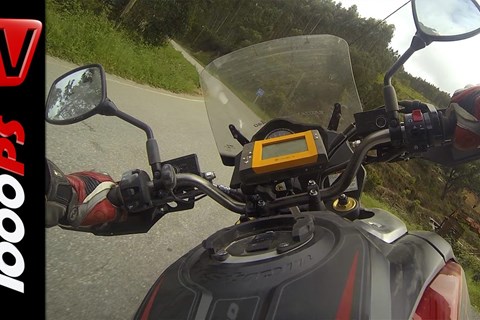 Bridgestone A40 On-Offroad Reifentest