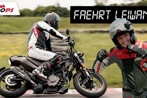 Fährt leiwand! Husqvarna Svartpilen 125 Bestzeit auf der 1000PS Teststrecke