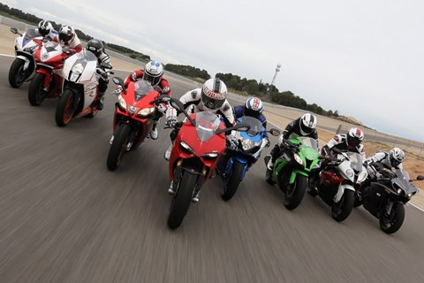 1000cc Bikes Superbike Test | 9 Supersport Bikes