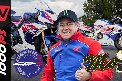 Fireblade und John McGuinness! Honda 30 Years of Fireblade in Donnington Park