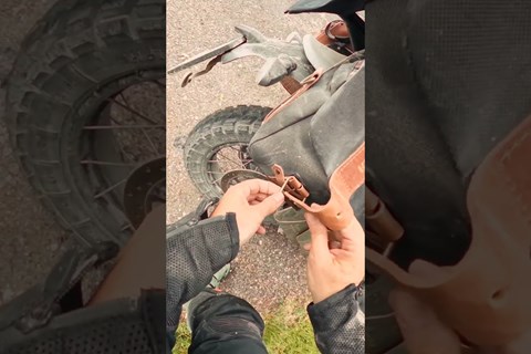 Es braucht nicht viel um Spaß mit Freunden zu haben ! #royalenfieldisleiwand #hepcobeckerisleiwand