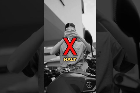 Nicht nachmachen 😂 #motorradpflege #motorex