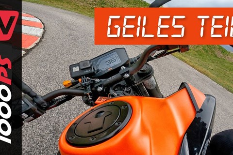 Stark und schnell - KTM 890 Duke - Bestzeit auf der 1000PS Teststrecke