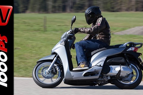 2015 Honda SH300i Test | A2 - 48PS Einsteiger Motorräder