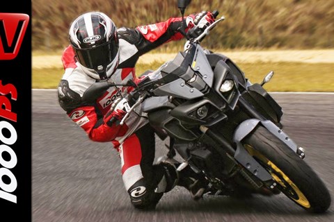 Yamaha MT-10 Test Rennstrecke 2016 | Positiv - Negativ | Nakedbike mit R1 Motor