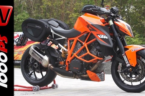 KTM 1290 SuperDuke R Tourer Umbau mit SW-Motech Teilen
