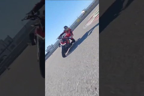 Entspannter Testnachmittag #shorts #motorcycle