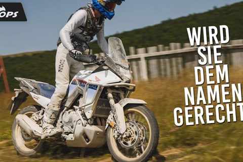 Fahrstil anpassen! Honda XL 750 Transalp bei der Bosnia Rally