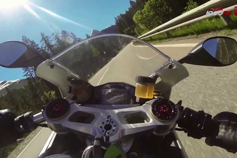 Ducati 1199 Panigale-"Auf der Alpenstrasse"
