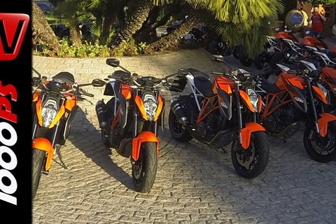 KTM 1290 Super Duke R-Welche würdet ihr nehmen?