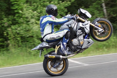 Wunderlich S1000RR "Piranha" - 1000PS TV