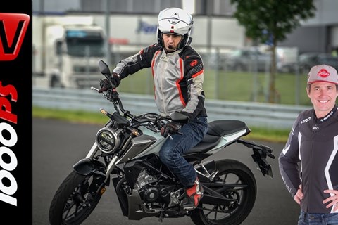 Besser Motorradfahren lernen - Mit einer Übung leiwand Motorrad fahren trainieren