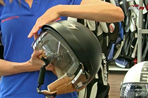 Beratung Rollerhelme in der Bikecity