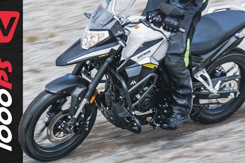 Davon sollte es mehr geben! A1-Reiseenduro im Test - Motron X-Nord 125
