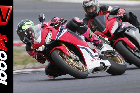 Motorradfahren auf der Rennstrecke - Tipps für Blickführung und Sitzposition - Umstieg 600 auf 1000