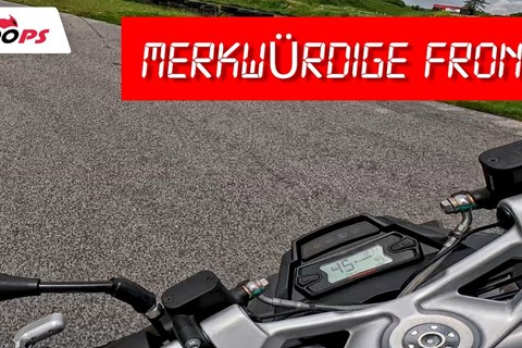 Merkwürdige Front! Italjet Dragster 125 Bestzeit auf der 1000PS Teststrecke