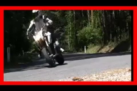 BMW HP2 Megamoto test ride / Motorrad Test by 1000PS