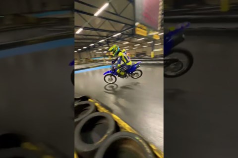 Fahrt ihr auch immer so? 😂 #shorts #motorcycle #stunts #wheelie