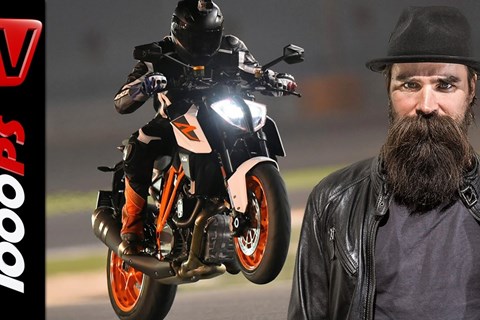 KTM 1290 Super Duke R 2017 Test | Beast 2.0. Ist brutaler besser? + ENGL SUBS