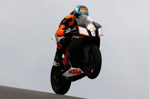 KTM RC8R Wheelie Madness on Racetrack