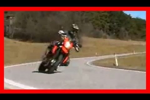 KTM 990 Supermoto 2008 test ride - wheelie action!