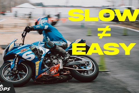 Ich dachte, ich kann fahren… bis ich Moto Gymkhana gesehen habe