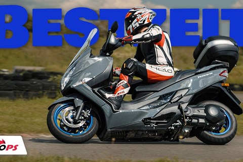 Mit dem Roller auf der Supermoto Strecke! Wie flott fährt der Burgman?