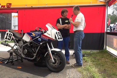 Honda RC15 von Freddie Spencer