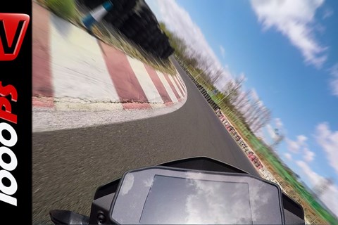 KTM 690 Duke R 2016 | Onboard + Sound - Rennstrecke
