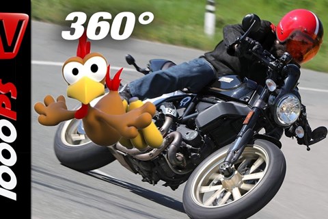 360° - Ducati Scrambler Cafè Racer: Wer sieht das Moorhuhn?