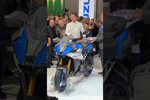 Die neue Suzuki GSX-S1000 GX! Das Crossover-Segment lebt ! #shorts #suzuki #eicma2023
