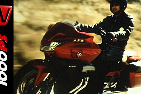 World Premiere |  Honda CTX1300 2014 - Presentation@EICMA 2013