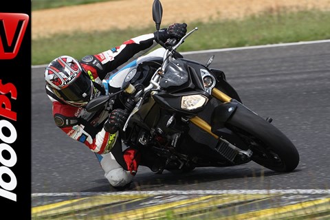 BMW S 1000 R | Naked Bike Test Rennstrecke