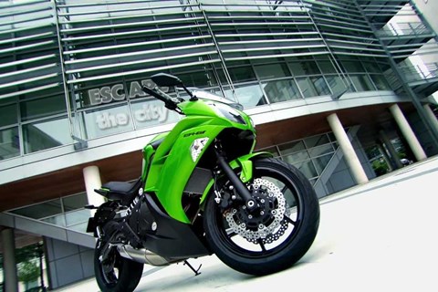 Kawasaki ER-6f Action - Official Video