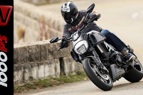 Testvideo | Ducati Diavel 2014 - Action, Fahreindruck, Details