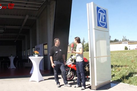 Semiaktives Fahrwerk am Motorrad CDC