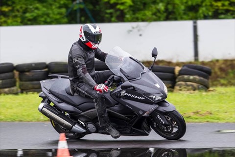 Dunlop Reifentest | StreetSmart & ScootSmart