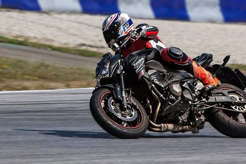 Kawasaki Z800 Racetrack-Test @RedBull-Ring