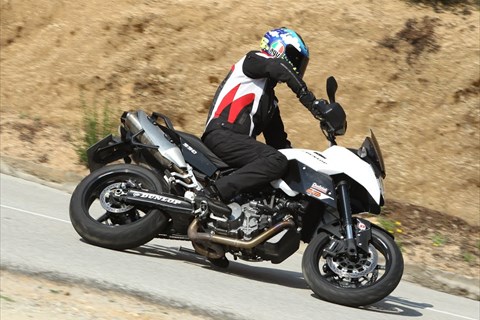 Dunlop Roadsmart 2 - Kurven auf Korsika und ab ins Testzentrum