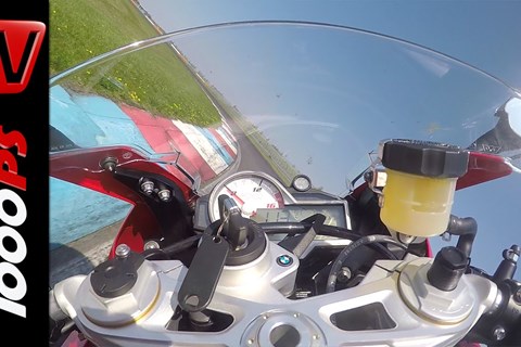 BMW S 1000 RR Onboard | Superbike Vergleichstest 2015