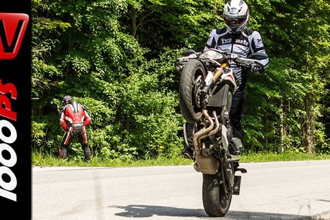 Yamaha MT-09 Street Rally Vergleich MT-07 | Testvideo- Stunt- Action - Sound