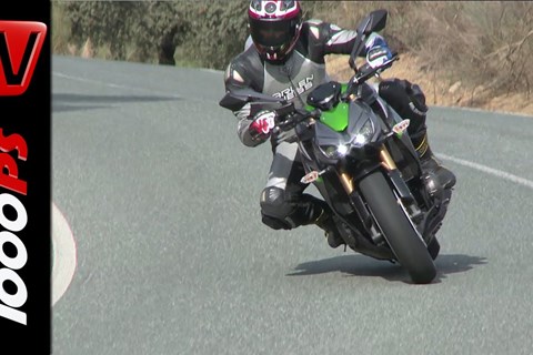 First Test | Kawasaki Z1000 2014 - Action & Details