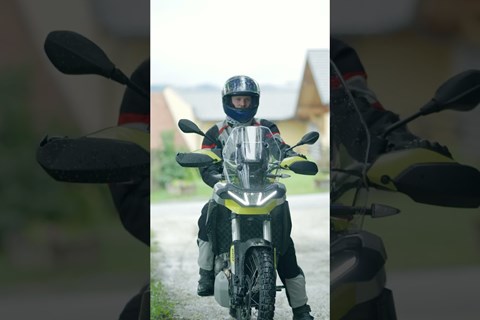 5 Mittelklasse Reiseenduros im Test, bald dazu die Videos #shorts #motorrad #motorcycle