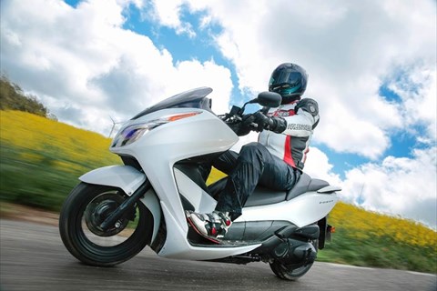 Test-Video | Honda Forza 300 | Roller Test 2013