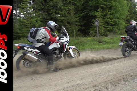 Reise Enduro Straßenreifen vs. Offroadreifen | Vor und Nachteile | Offroad Vergleich 2016