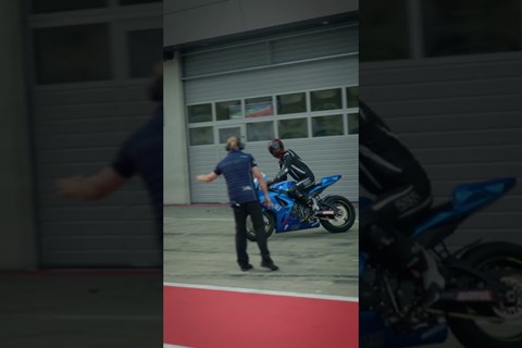 Trackdays am Red Bull Ring mit einer Reiseenduro 🤪 #shorts