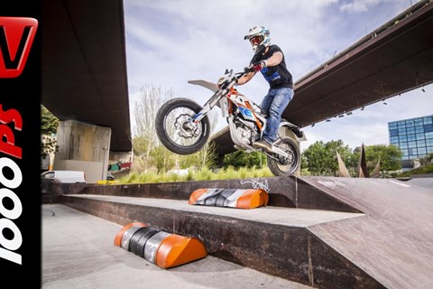 KTM Freeride E-SM | Action, Onboard