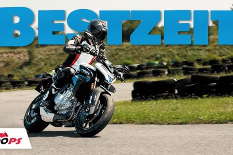 Wie schnell fährt die CFMOTO 675 NK im direkten Vergleich?