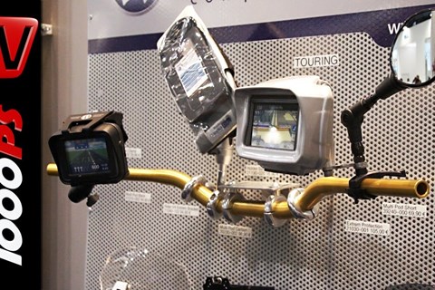 Wunderlich Zubehör 2014 | Navi-Halterungen, Spoilerscheiben und Lenkertaschen